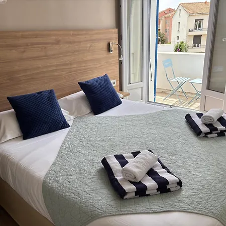 Hotel Bellevue Saint-Florent  Room photo