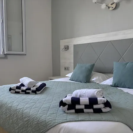 Hotel Bellevue Saint-Florent  Room photo