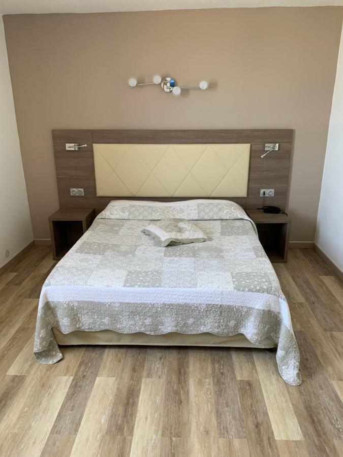 Hotel Bellevue Saint-Florent (Corsica)